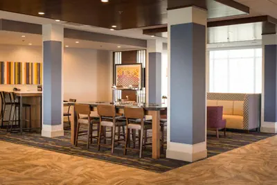 Photo 3 - Holiday Inn Express & Suites Rock Falls by IHG