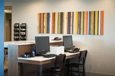 Photo 5 - Holiday Inn Express & Suites Rock Falls by IHG
