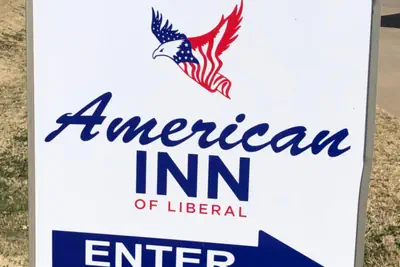 Photo 2 - American Inn Of Liberal