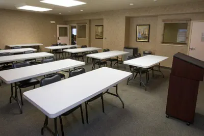 Photo 4 - Candlewood Suites Joplin by IHG