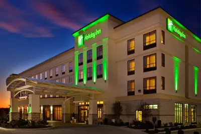 Photo 2 - Holiday Inn Quincy by IHG