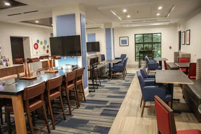 Photo 2 - Holiday Inn Express Hotel & Suites Athens by IHG