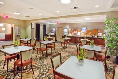 Photo 4 - Holiday Inn Express Hotel & Suites Atlanta-Cumming by IHG