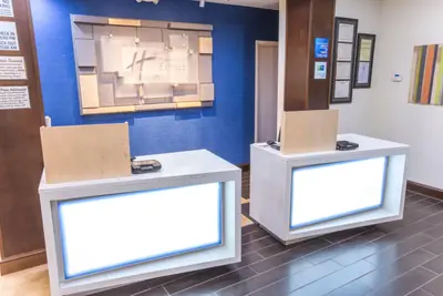 Photo 5 - Holiday Inn Express Hotel & Suites McDonough by IHG