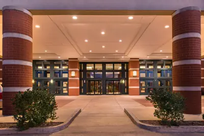 Photo 4 - Crowne Plaza Springfield Convention Center by IHG