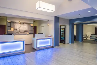 Photo 4 - Holiday Inn Express Hotel & Suites Burlington by IHG