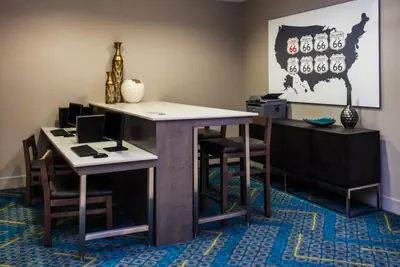 Photo 2 - Holiday Inn Express & Suites Litchfield by IHG