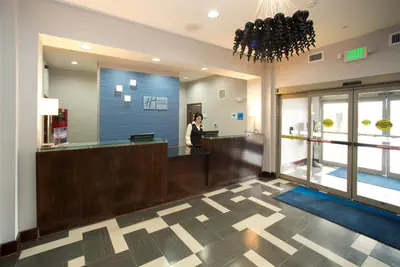 Photo 2 - Holiday Inn Express & Suites Morrilton by IHG