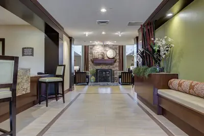 Photo 4 - Staybridge Suites St Louis - Westport by IHG