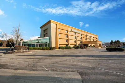Photo 3 - La Quinta by Wyndham Mansfield OH