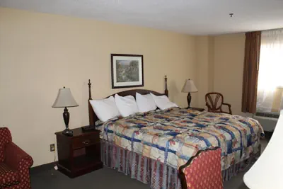 Photo 5 - Mansion View Inn & Suites