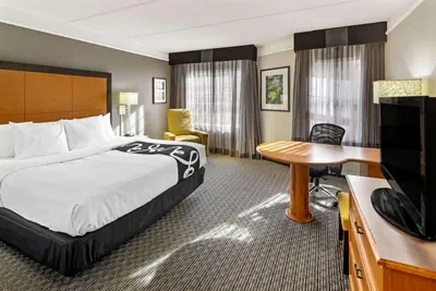 Photo 2 - La Quinta by Wyndham Macon