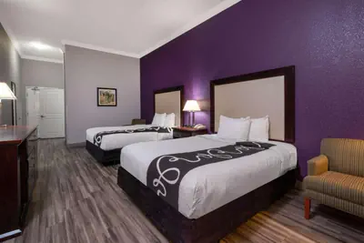 Photo 5 - La Quinta Inn & Suites by Wyndham Loveland Estes Park