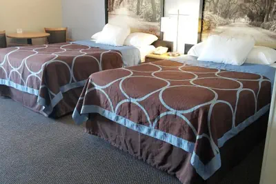 Photo 5 - Super 8 by Wyndham Valdosta GA I-75