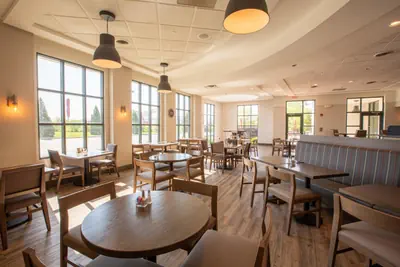 Photo 2 - Holiday Inn - Cincinnati - Liberty Way by IHG