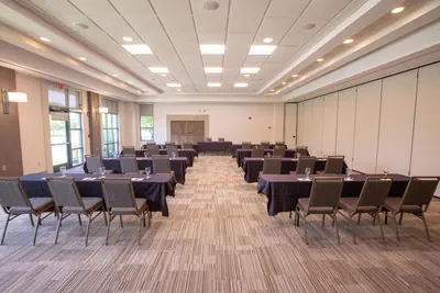Photo 3 - Holiday Inn - Cincinnati - Liberty Way by IHG
