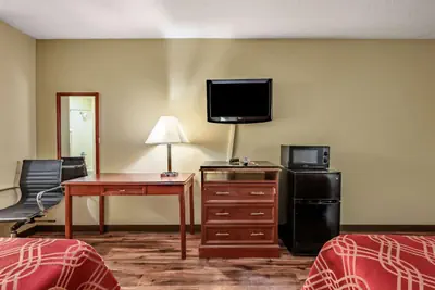 Photo 5 - Econo Lodge Athens I-65