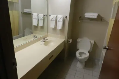 Photo 3 - Haven Inn & Suites