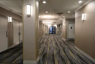 Photo 4 - Holiday Inn O'Hare Area by IHG