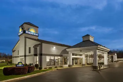 Photo 2 - Days Inn by Wyndham Rock Hill