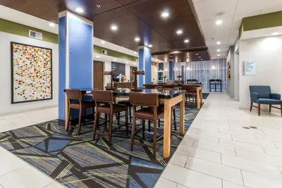 Photo 2 - Holiday Inn Express - Villa Rica by IHG