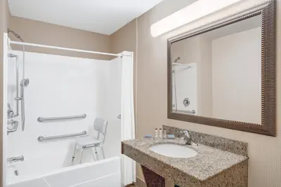 Photo 3 - Wingate by Wyndham Atlanta Fairburn
