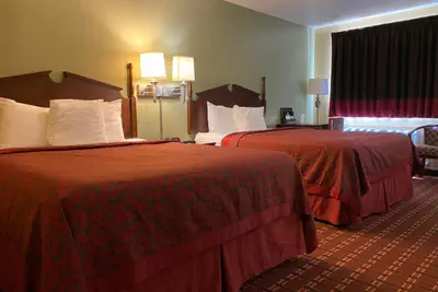Photo 4 - Days Inn by Wyndham Morton
