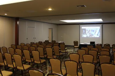 Photo 3 - Holiday Inn Denver Lakewood by IHG