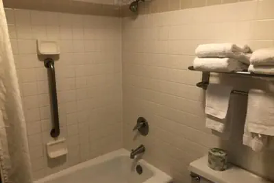 Photo 3 - Americas Best Value Inn - Collinsville / St. Louis