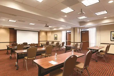 Photo 4 - Hyatt Place Chicago - Lombard/Oak Brook
