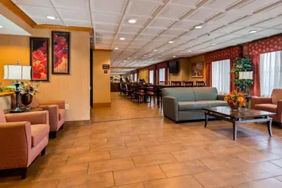 Photo 3 - Best Western Marion Hotel