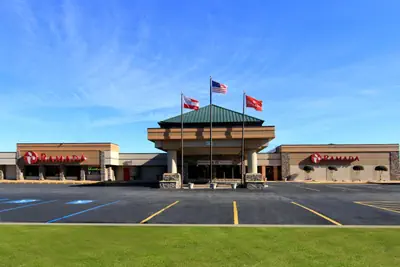 Photo 2 - Ramada by Wyndham Macon