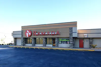 Photo 4 - Ramada by Wyndham Macon