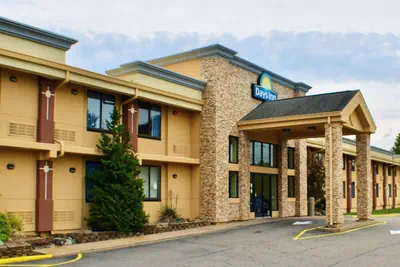 Photo 2 - Days Inn by Wyndham Wayne