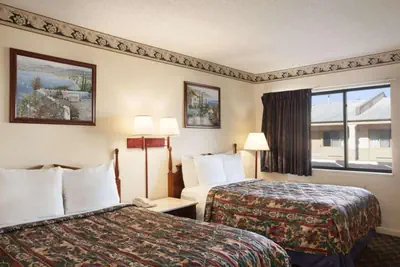 Photo 4 - Days Inn by Wyndham Wrightstown McGuire AFB Bordentown