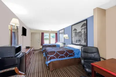 Photo 5 - Super 8 by Wyndham Gadsden AL