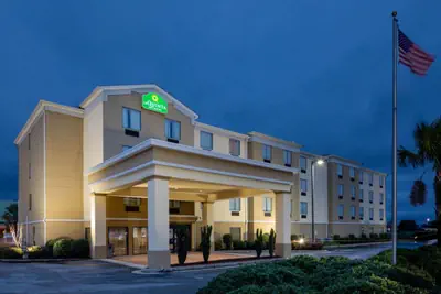 Photo 4 - La Quinta by Wyndham Warner Robins - Robins AFB