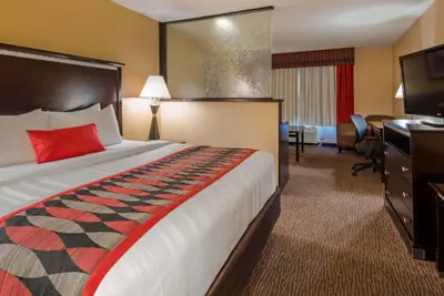 Photo 5 - Best Western Plus Bessemer