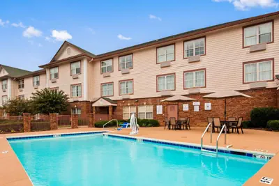 Photo 2 - Best Western Plus Bessemer