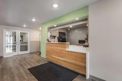 Photo 5 - WoodSpring Suites Chicago Midway