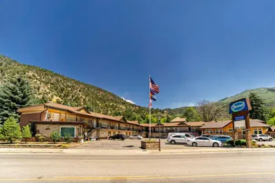 Photo 4 - Glenwood Springs Inn