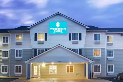 Photo 2 - WoodSpring Suites Cincinnati Fairfield