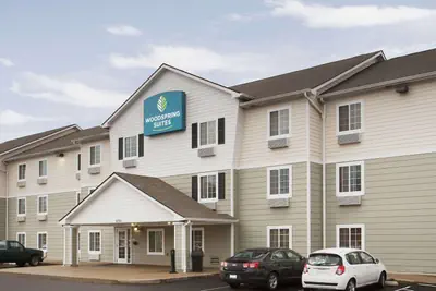 Photo 4 - WoodSpring Suites Cincinnati Fairfield