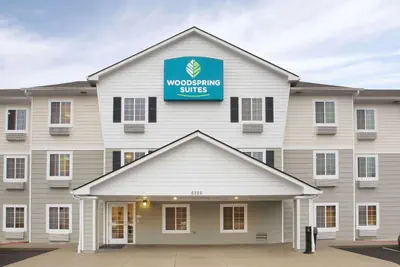 Photo 3 - WoodSpring Suites Cincinnati Fairfield