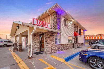 Photo 4 - Econo Lodge Hays I-70