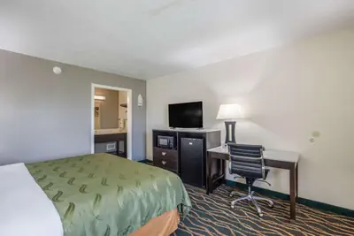 Photo 3 - Quality Inn & Suites Conference Center Thomasville