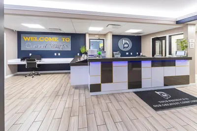 Photo 2 - BridgePointe Inn & Suites by BPhotels, Council Bluffs, Omaha Area