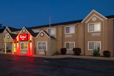 Photo 3 - Red Roof Inn Springfield, MO