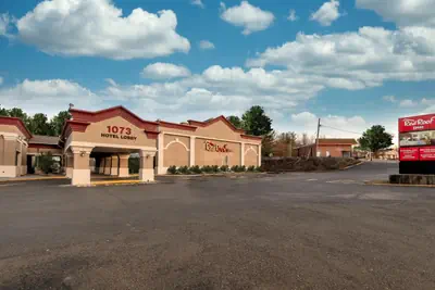 Photo 5 - Red Roof Inn Bordentown - McGuire AFB