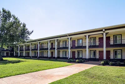 Photo 2 - Red Roof Inn & Suites Greenwood, SC